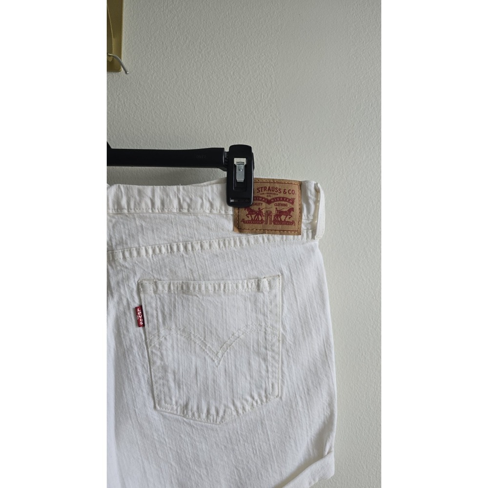 Levi's White Denim Shorts Women Sz30 Cuffed Hem Classic Red Tab High Rise Summer